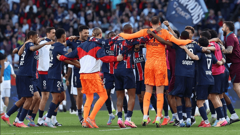 Bóng đá Pháp – Sân đấu mãn nhãn của tốc độ và sức trẻ